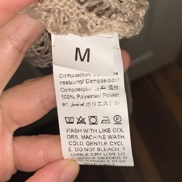 🌺3 For$24🌼 NWT Beige Crochet Beach Dress Cover Up - Picture 9 of 10